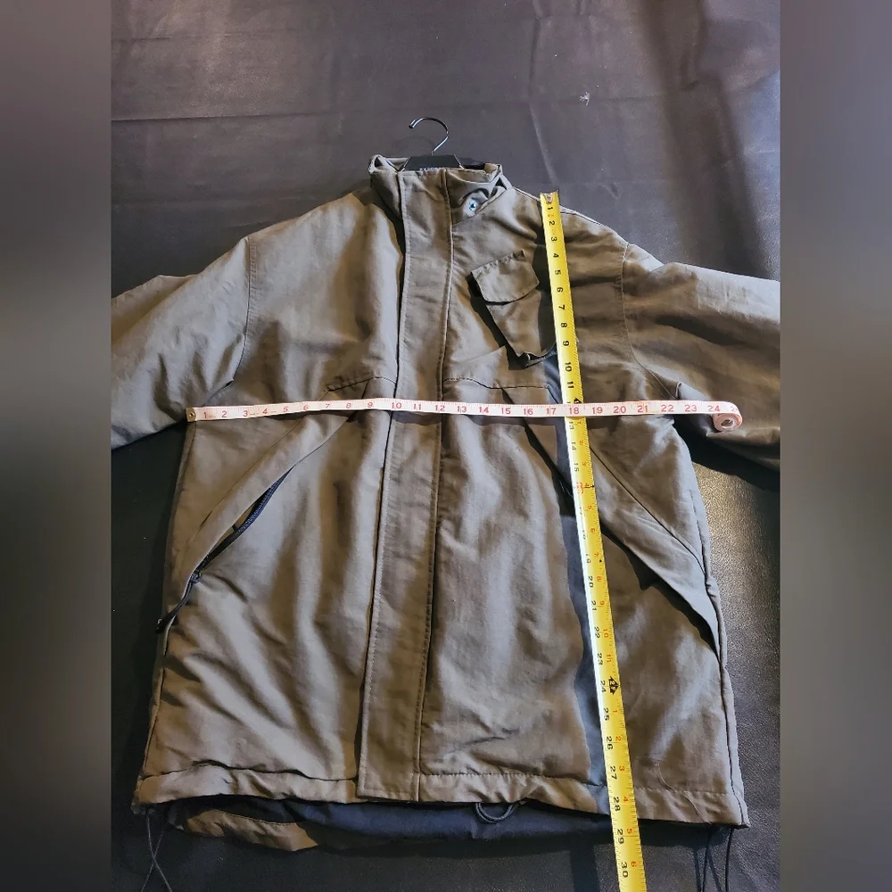 Old Navy Men's Large Outerwear Jacket, Army Green color, Great Used condition ๐ - Picture 5 of 11